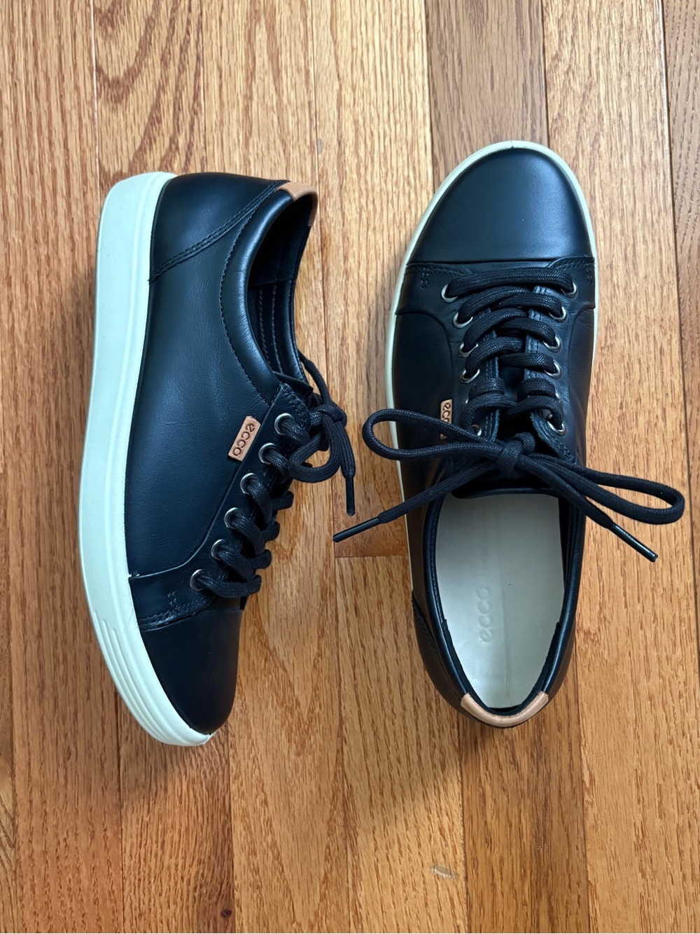 Ecco Black Leather Low-Top Sneakers with White Sole and Tan Heel Tab